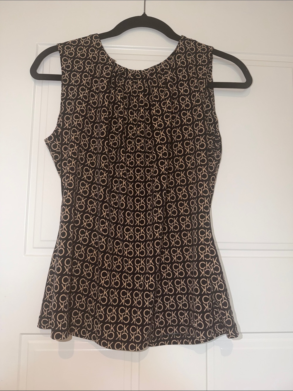 Calvin Klein Black & Beige CK Logo Sleeveless Camisole Size M